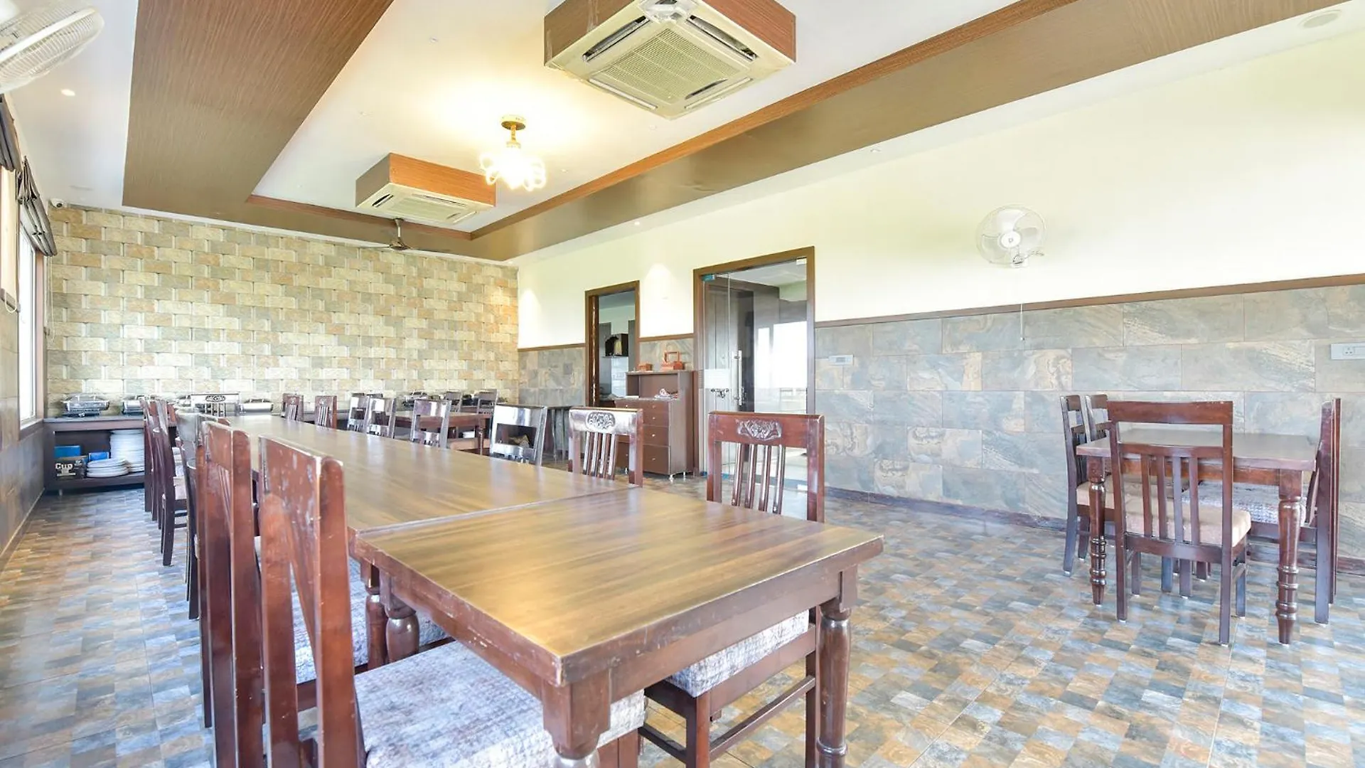 Fabhotel Prime Amantra Udaipur 3*,  Índia